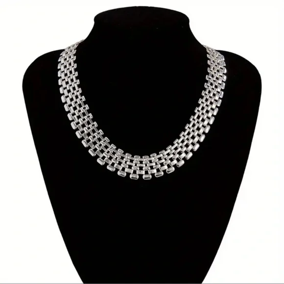 Exaggerated Hollow Chain Necklace Punk Hip-hop Style Silver Color Necklace - Picture 8 of 8